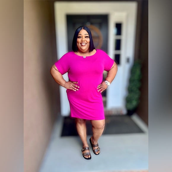 Magenta Rolled Sleeve Round Neck Dress - Picture 3 of 3